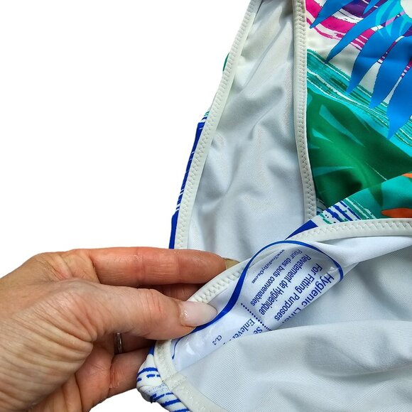 NWT COCO RAVE Floral One Piece Bathingsuit Back Detail sz 8 - Picture 12 of 12